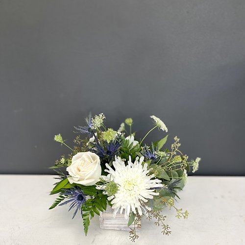 Cocktail Table flowers