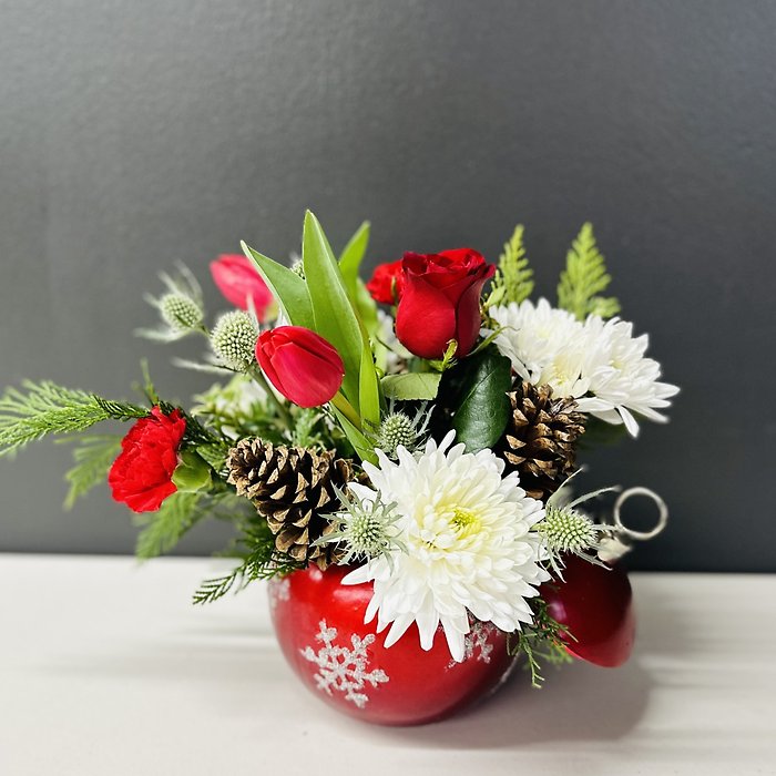 Christmas Ornament centerpiece