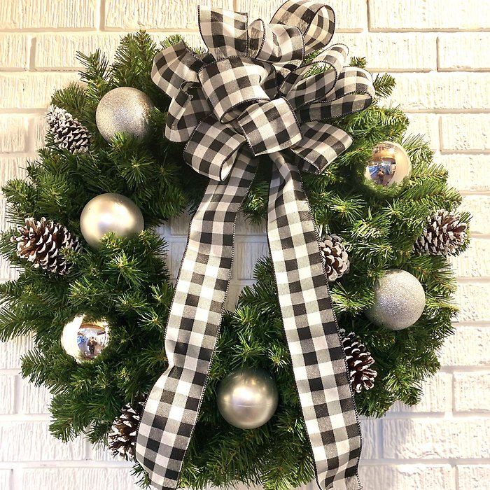 Farmhouse Christmas Wreath