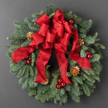 Classic Red Wreath