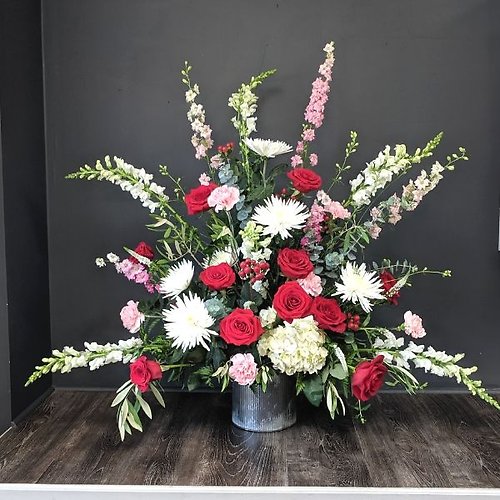 Loving Thoughts Altar Vase