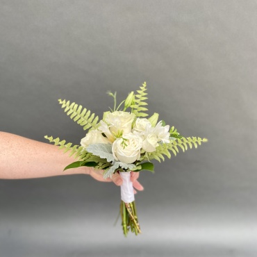 Simple Bridesmaid Bouquet