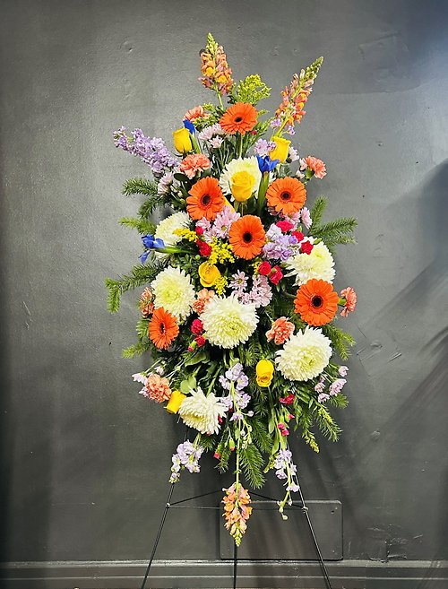 Most Memorable Standing Spray