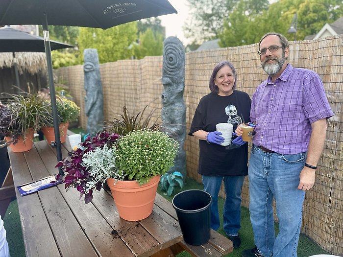Fall Patio Pot Workshop 9/9 6:30P Tiki Underground