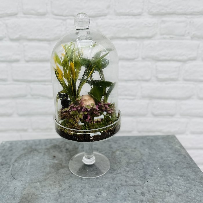 Spooky Terrarium